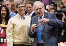 Buffett calls Bill Gates relationship with Epstein ‘distasteful’