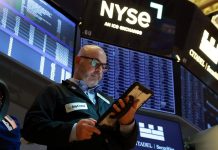 Should you invest in the stock market now? UBS weighs in