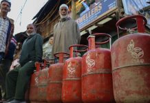 Oil shortages escalate from wars in Iran and Ukraine, with few signs of relief
